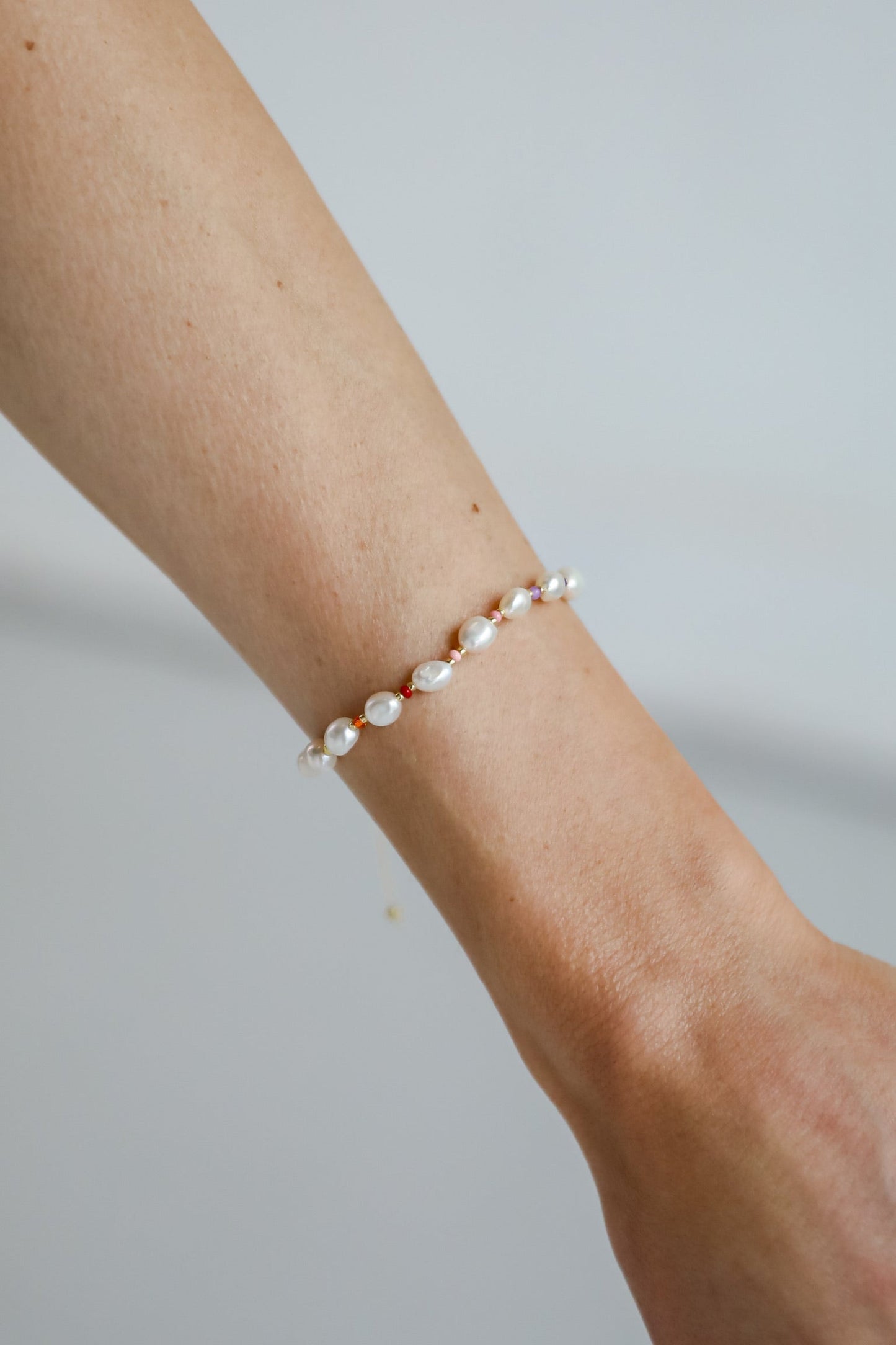 Amber White Pearl Bracelet