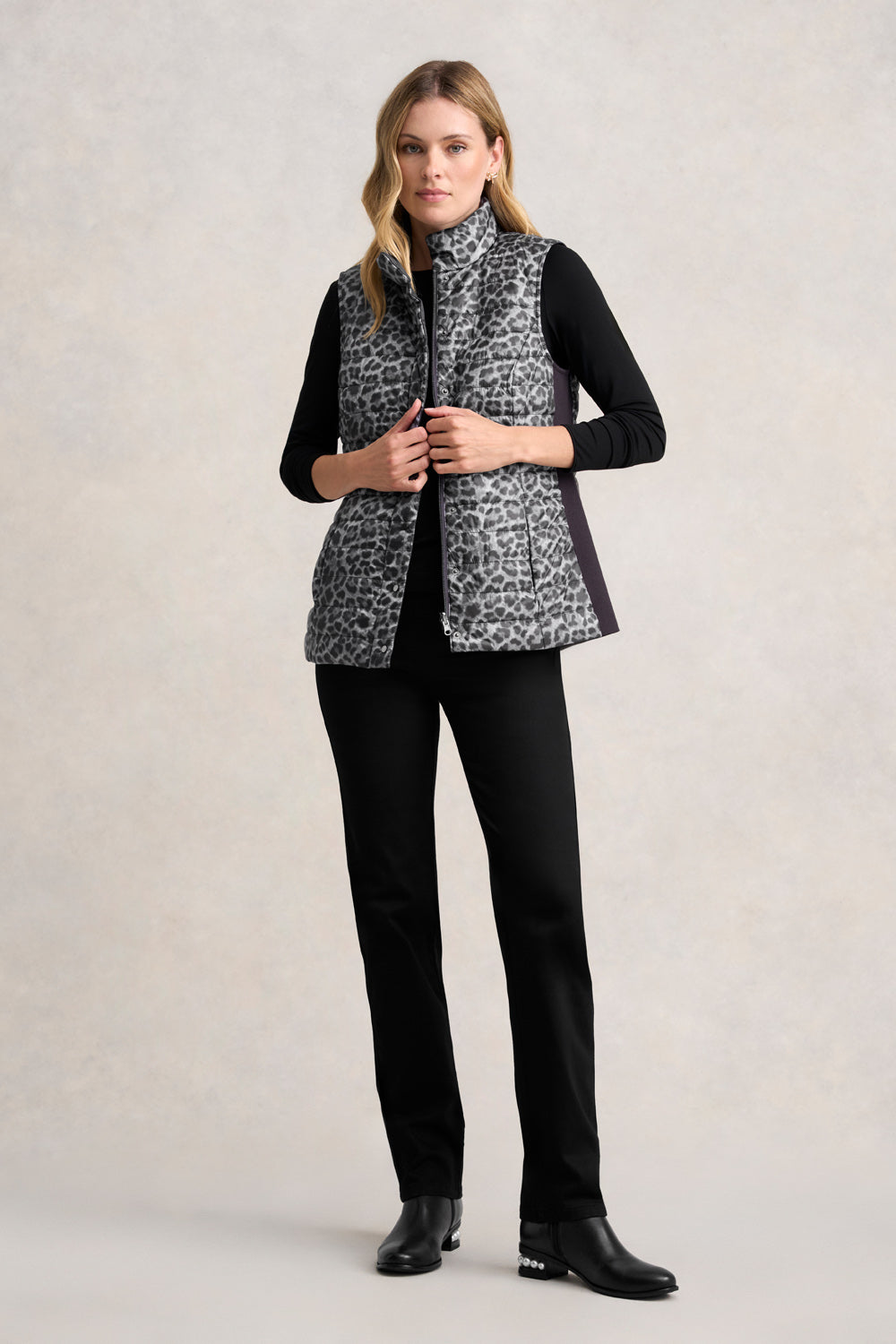 Reversible Puffer Vest - Black Leopard